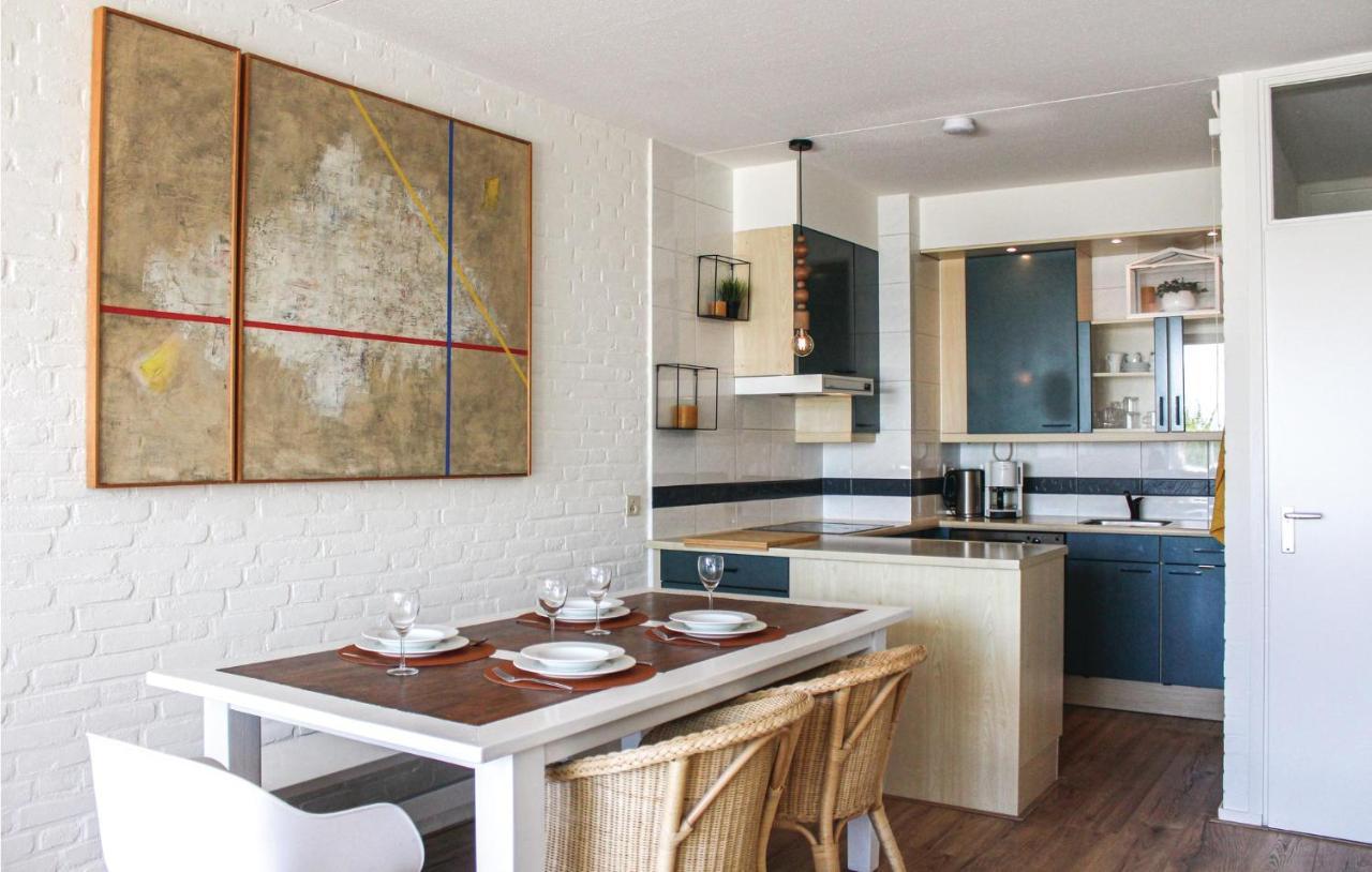 2 Bedroom Lovely Home In Bruinisse Buitenkant foto